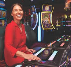 bet 7 highlight panel with glowing cards and clean spacing